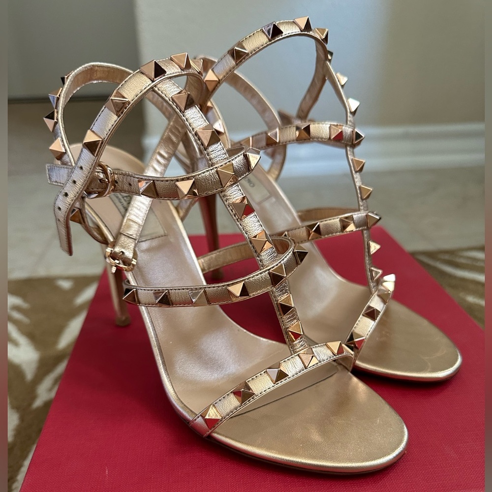 valentino garavani caged metallic high-heel sandals size 7.5